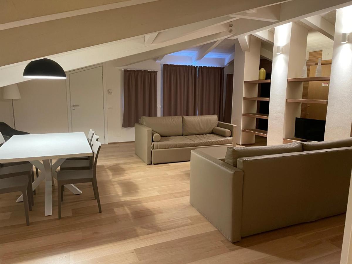 Ceccarini Suite Ричоне Екстериор снимка