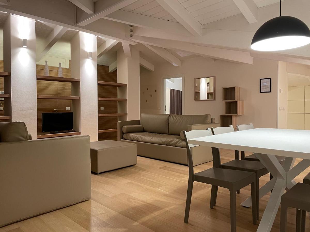 Ceccarini Suite Ричоне Екстериор снимка